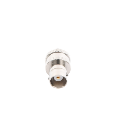 Adaptador en Línea  de Conector BNC Hembra a SMA Hembra / Radios Portátil Kenwood  Uniden  Níquel/ Oro/ Teflón.