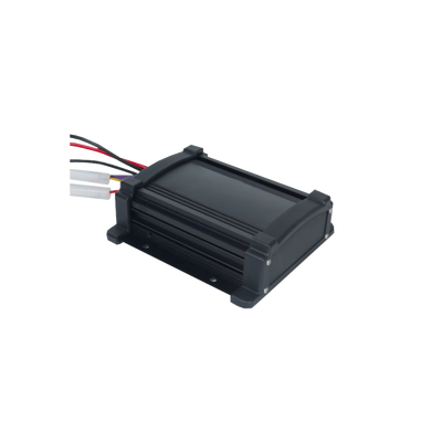 Sirena Vehicular de 100W de Potencia  Con Controlador Unimando Para Tonos  Control de 3 Salidas Auxiliares  Microfono e Interconexión a Radio