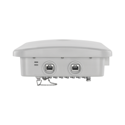 Access Point WiFi cnPilot e700 para alta densidad de usuarios  para exterior  IP-67 grado industrial  para temperaturas extremas  doble banda  antena Beamforming omnidireccional