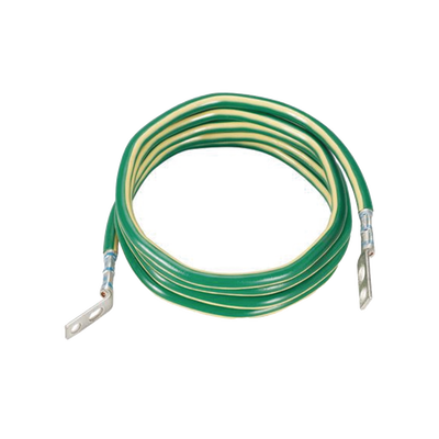 Jumper para Aterrizar Equipos  6 AWG  con Terminal Doblada a 45 Grados (LCC6-14JAWH-L) Para Conexión a Tierra y Terminal Recta (LCC6 - 14JAW-L) Para Equipos   2.4 m de Largo