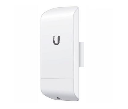 UBIQUITI NANOSTATION LOCOM5 - Radio Airmax 5.8GHz para exteriores con antena integrada tipo panel de 13 dBi  MIMO  potencia de 23 dBm y rendimiento de hasta 150 Mbps.