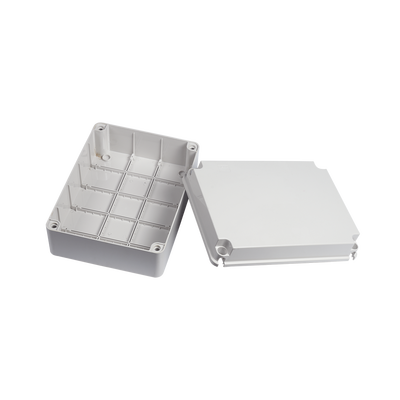 Gabinete de Plástico IP55 (190 X 240 X 95 mm). Protección EMI. Para Instalaciones Comerciales  Residenciales e Industriales. Incluye Tornillería para su Tapa.