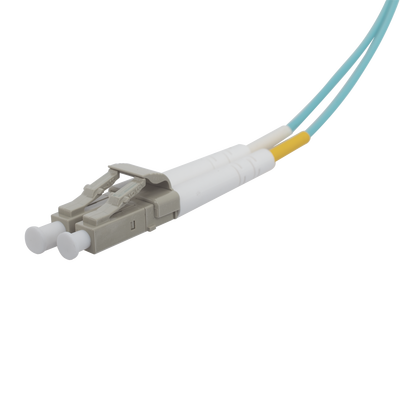 Jumper de Fibra Óptica Multimodo 50/125 XGLO OM3  LC-LC Duplex  OFNR  Color Aqua  30 Metros