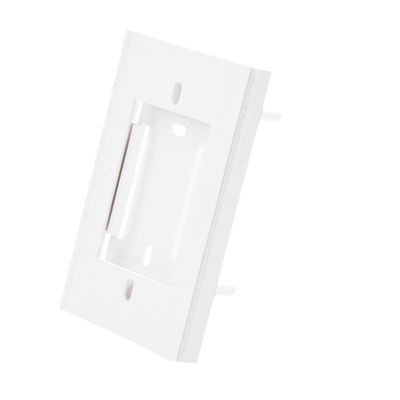 Soporte y tapa universal color blanco de PVC auto extinguible  para canaleta TEK100 (5595-10001)