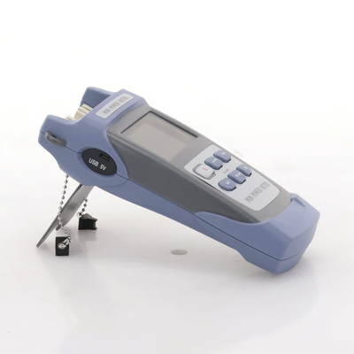 Medidor de Potencia Óptica (OPM) para Fibra Óptica en Redes FTTx / Soporta 3 Longitudes de Onda: 1310nm   1490nm y 1550nm / Compatible con Conectores SC y FC