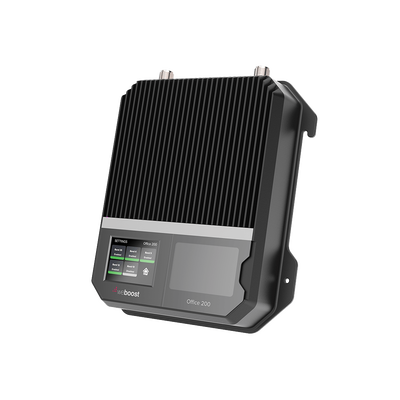 Amplificador Office 200 para 4G  3G  2G y llamada VoLTE y convencional. Especial para personalizarlo con antenas  cables y accesorios de acuerdo al requerimiento de la instalación. Puede cubrir áreas de hasta 4300 Metros Cuadrados