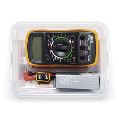 Arduino Student Kit  Es un completo recurso multilenguaje de aprendizaje diseñado para enseñar los fundamentos de electrónica y programación a estudiantes de 11 años en adelante  sin necesidad de experiencia previa