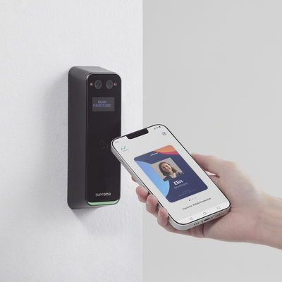 Lector Biométrico Facial (BEW3) / lector de tarjetas Prox EM  mifare  Tarjetas Virtuales por Bluetooth / con protección IP67  IK08