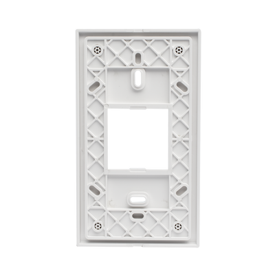 Marco blanco con placa metalica para caja americana