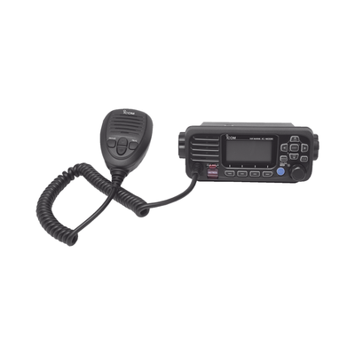 Radio móvil marino ICOM  color negro  clase D DSC  Tx: 156.025 - 157.425 MHz  Rx: 156.050 - 163.275 MHz  sin GPS interconstruido  25W de potencia  sumergible IPX7 incluye micrófono y cable de alimentación