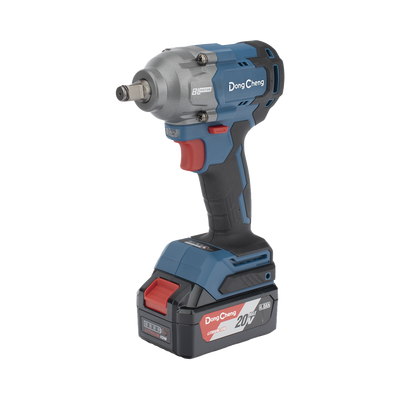 Llave de Impacto Inalámbrica de 20 V  incluye 2 Baterías de 4.0 AH  Cargador y Estuche plástico.