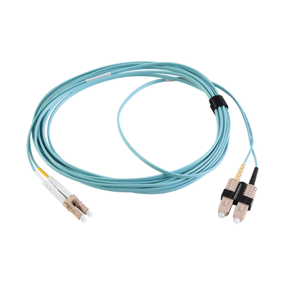 Jumper de Fibra Óptica Multimodo 50/125 XGLO OM3  LC-SC Duplex  OFNR  Color Aqua  2 Metros