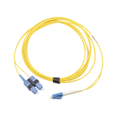 Jumper de Fibra Óptica Monomodo (OS2)  XGLO  LC/UPC-SC/UPC Duplex  OFNR  Color Amarillo  3 Metros