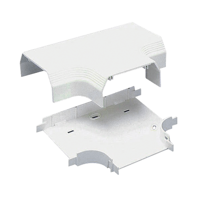 Accesorio en "T"  para uso con canaleta T70  Material PVC Rígido  Color Blanco Mate