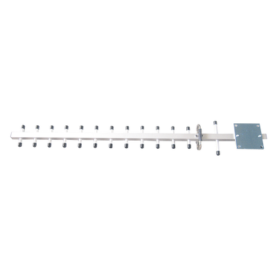 Antena Yagi de 1710-2170 MHz  15 dBi de Ganancia con conector N hembra.